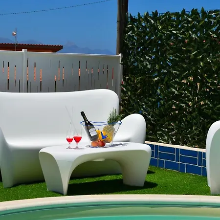 Con Piscina Marina אלקאמו