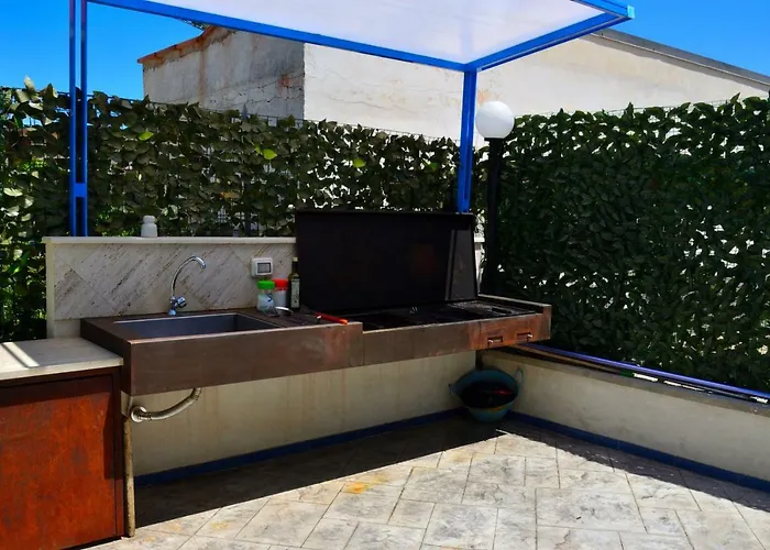 Con Piscina Marina Alcamo